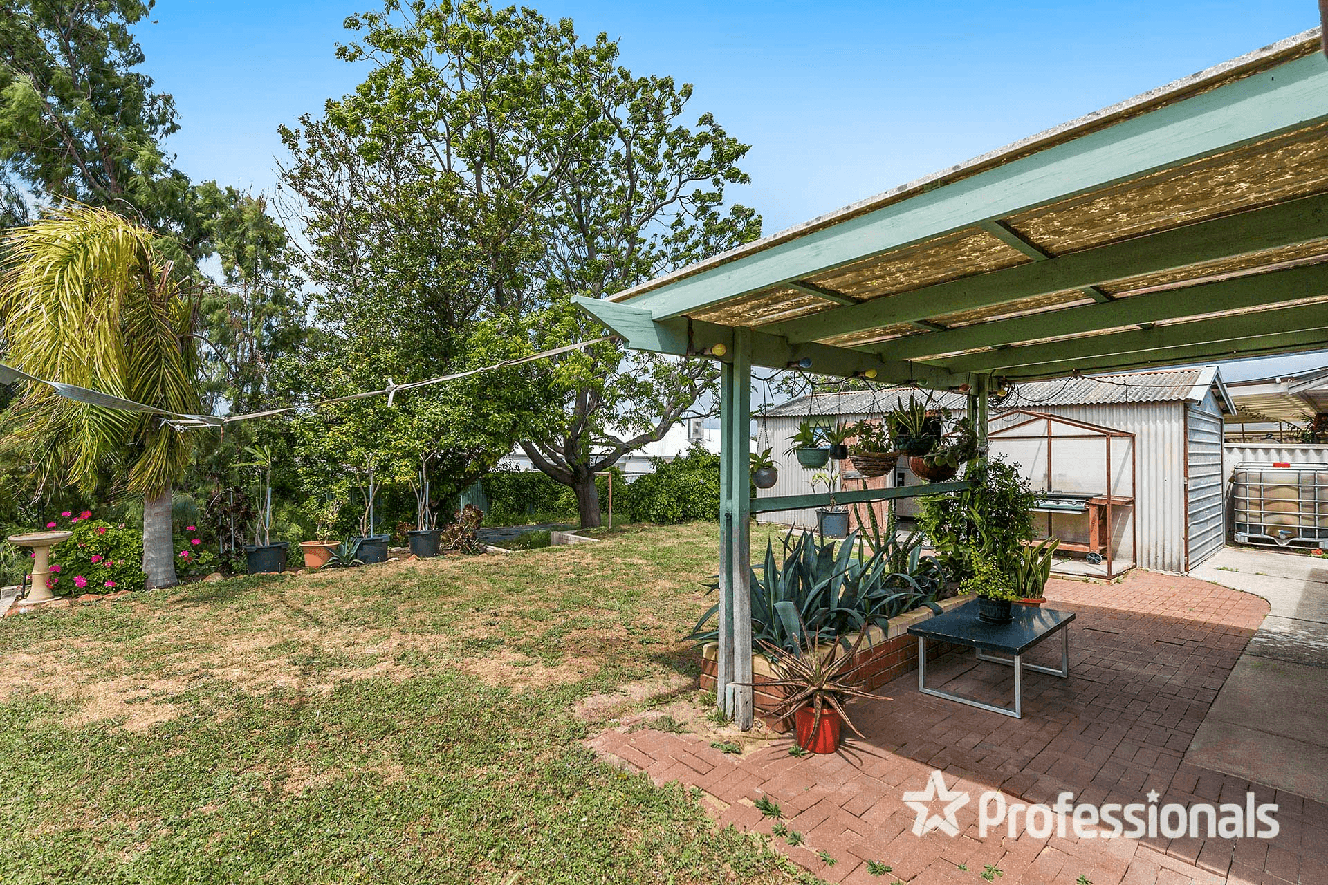 307 Camberwarra Drive, CRAIGIE, WA 6025