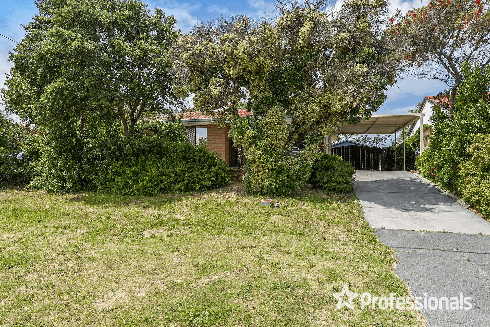 307 Camberwarra Drive, CRAIGIE, WA 6025