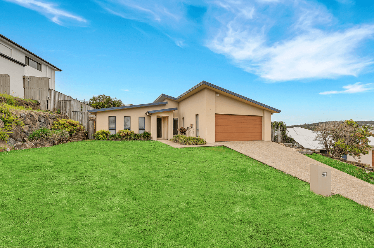 13 Angourie Crescent, PACIFIC PINES, QLD 4211