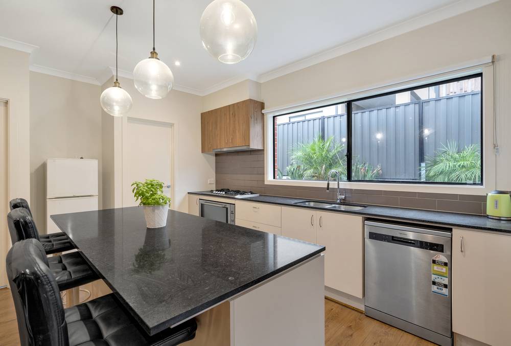 12 Water Lily Circuit, CRAIGIEBURN, VIC 3064