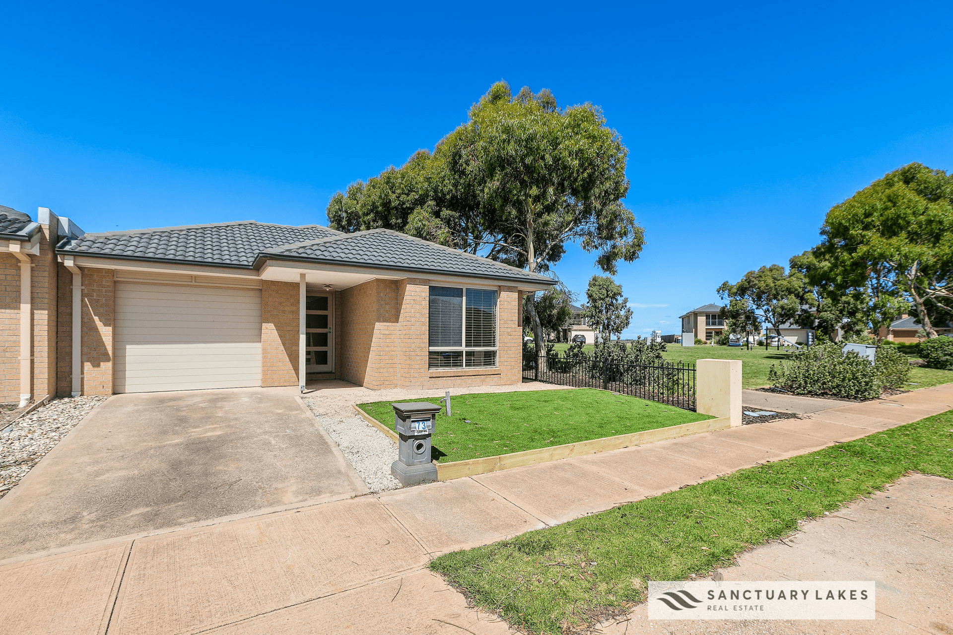 73 Sanctuary Lakes East  Boulevard, SANCTUARY LAKES, VIC 3030