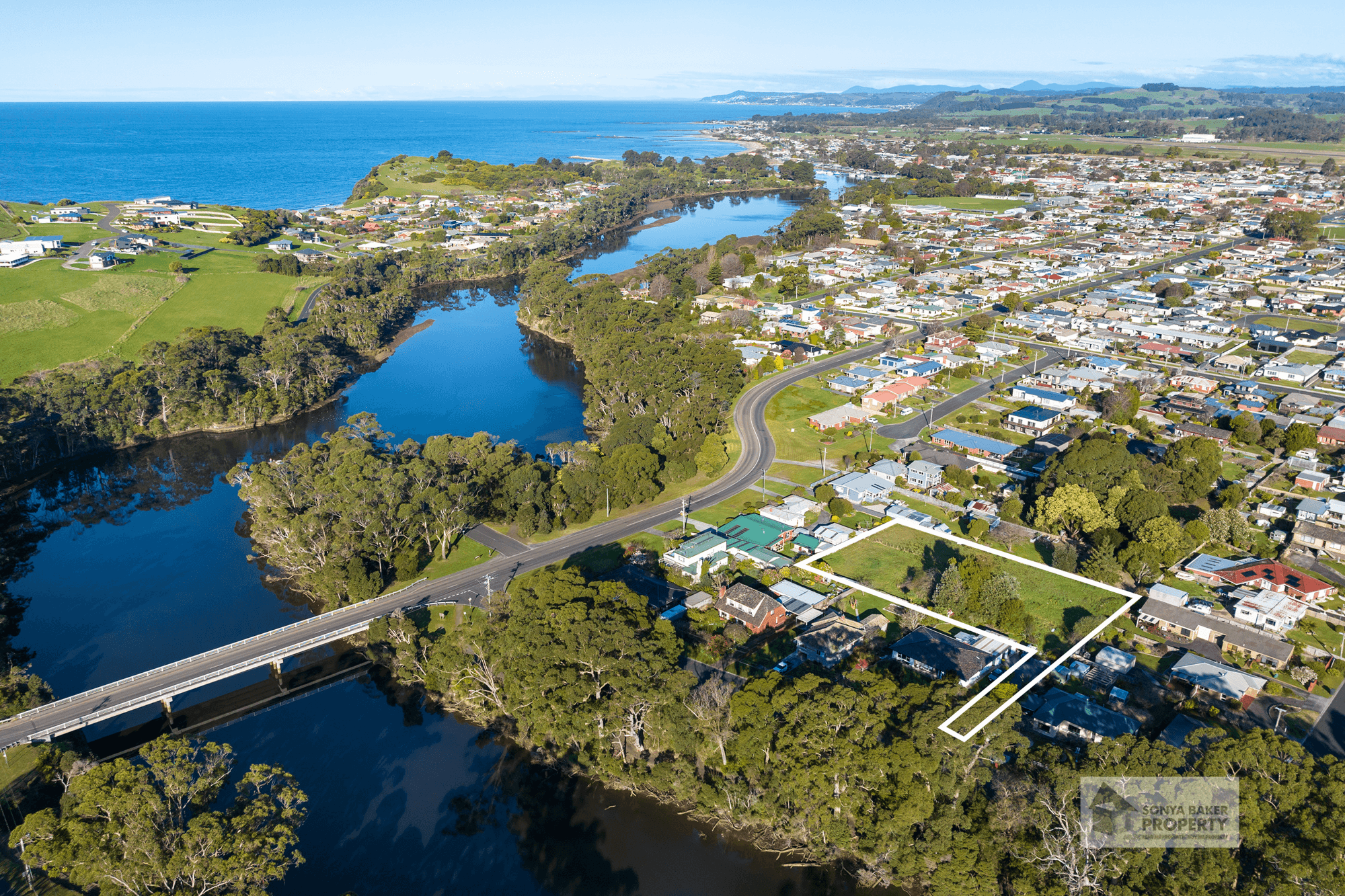 20 Esplanade, WYNYARD, TAS 7325