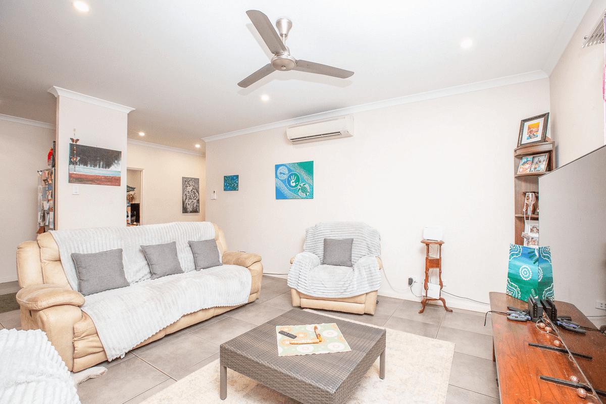 27 Fairlead Bend, South Hedland, WA 6722