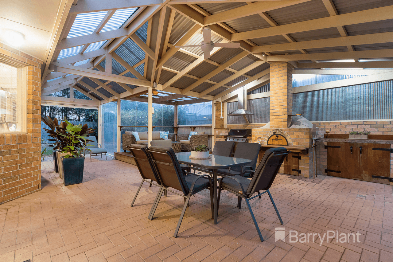 6 Wensley Close, MORNINGTON, VIC 3931