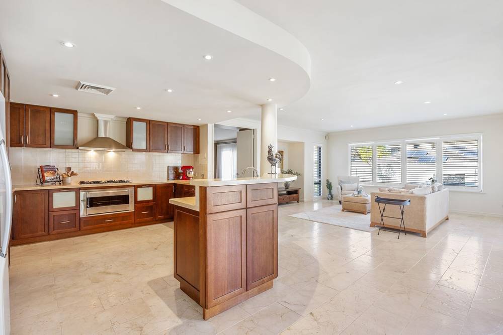 35 Van Kleef Circuit, Mount Claremont, WA 6010
