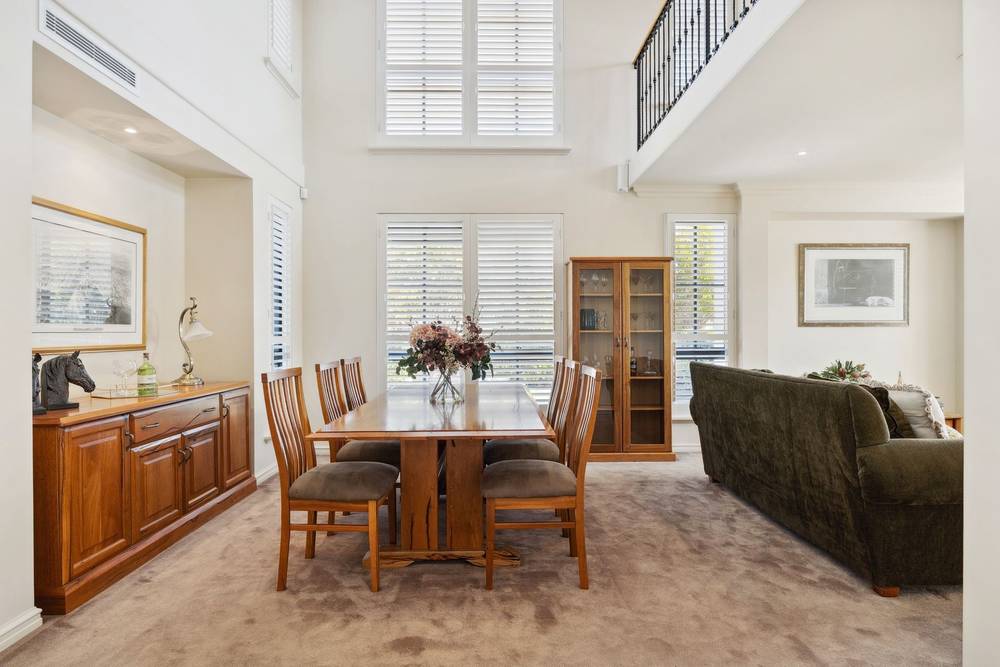 35 Van Kleef Circuit, Mount Claremont, WA 6010