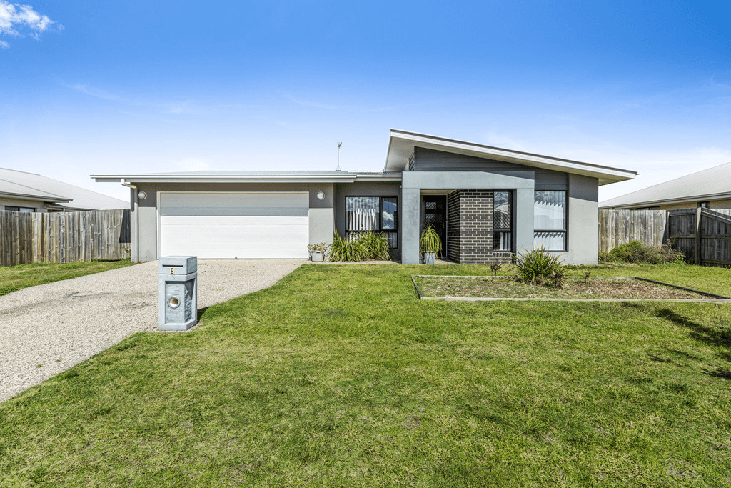 8 Mia Street, WYREEMA, QLD 4352