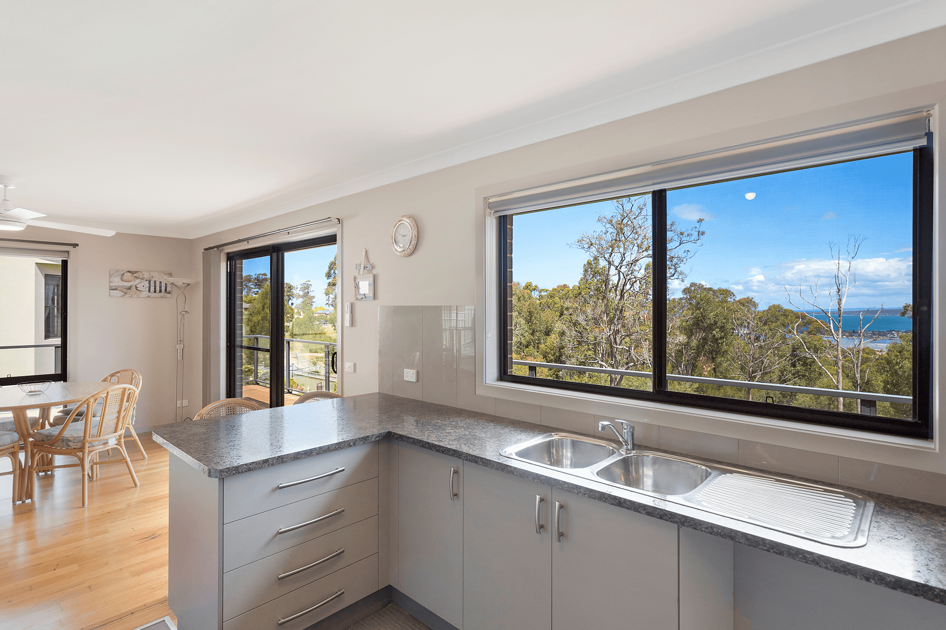 25 The Crest, Mirador, NSW 2548