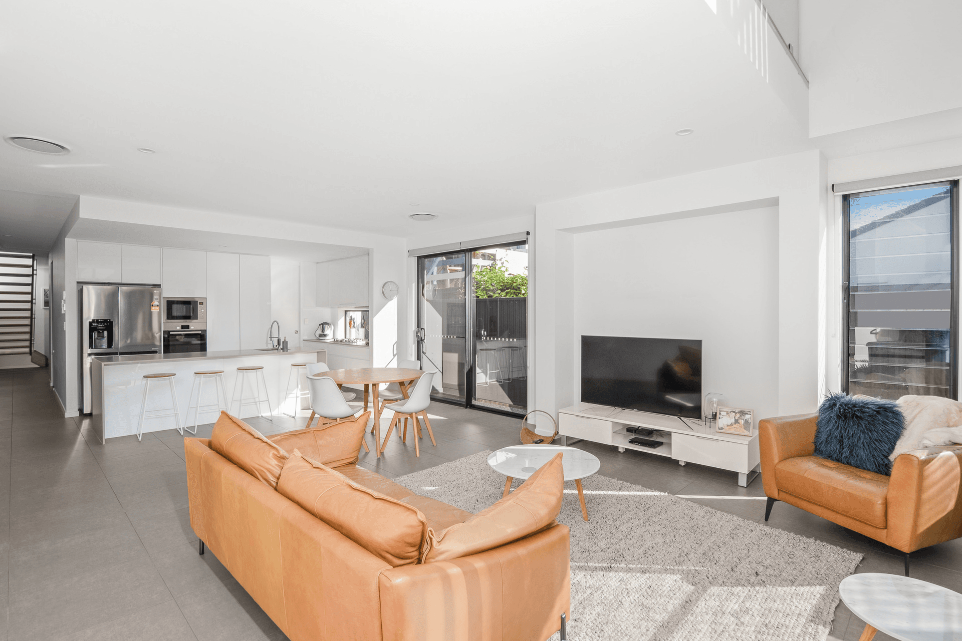 2/5 Gardenia Grove, Burleigh Heads, QLD 4220