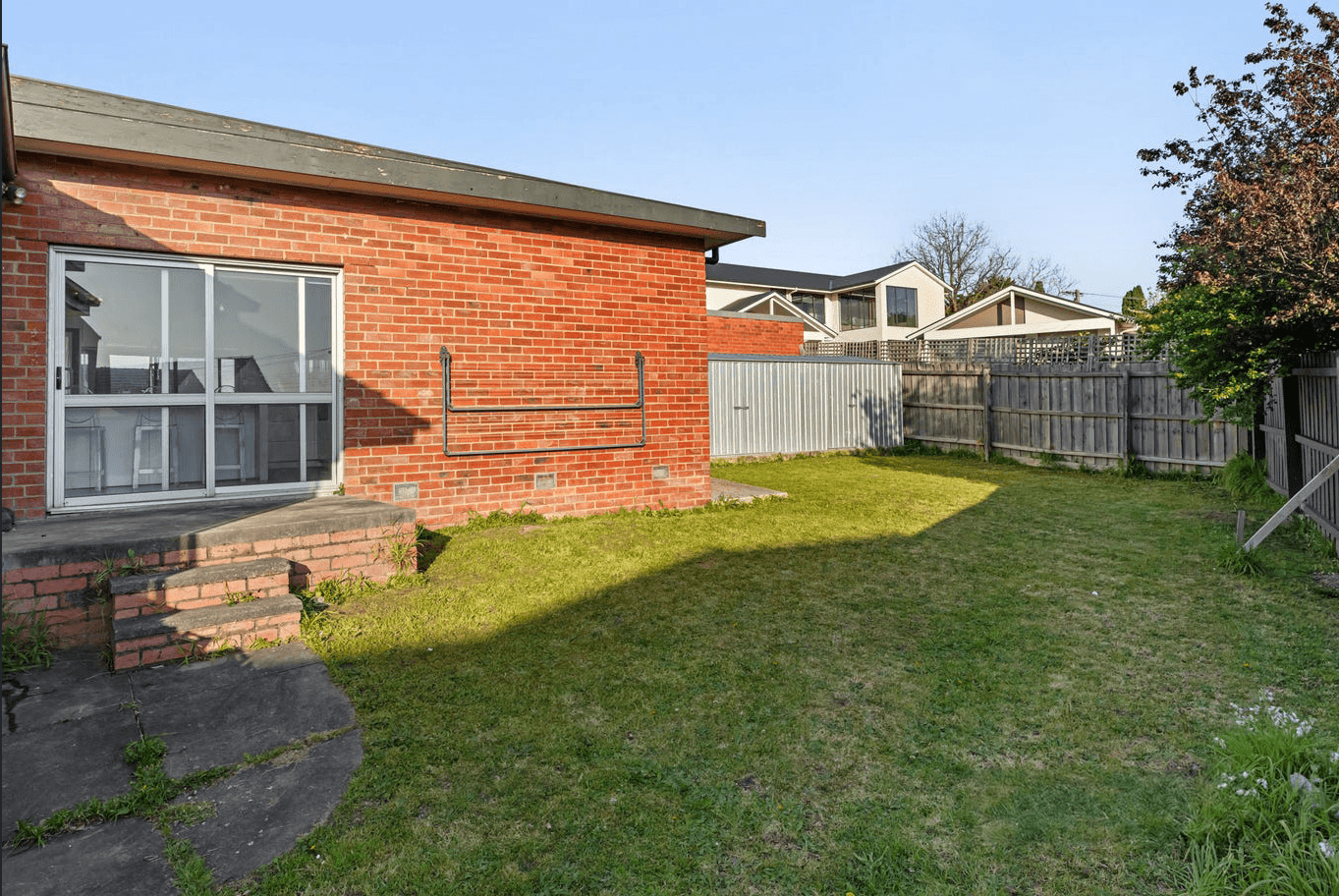 2 Mountfield Avenue, Malvern East, VIC 3145