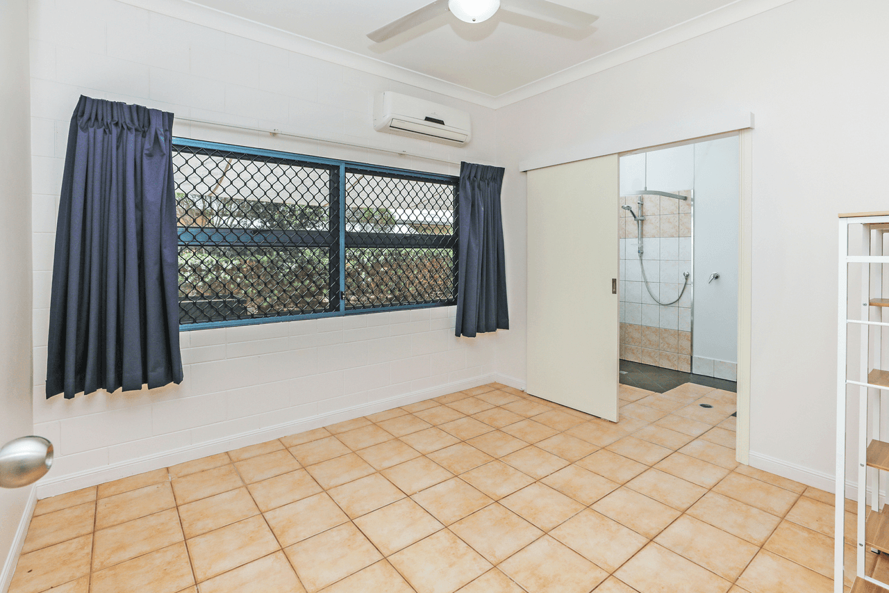 23 Sidlaw Street, SMITHFIELD, QLD 4878