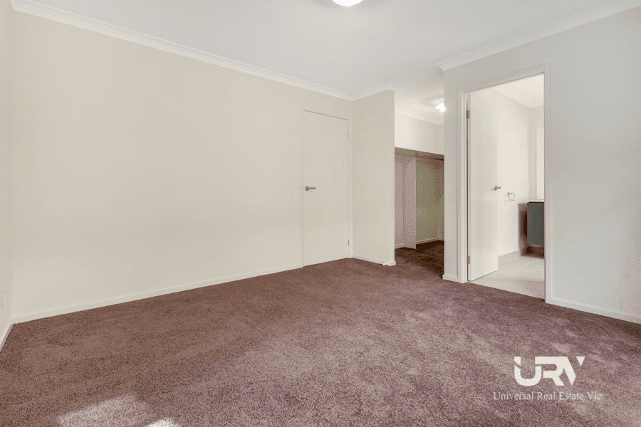 21 Luppino Street, DONNYBROOK, VIC 3064