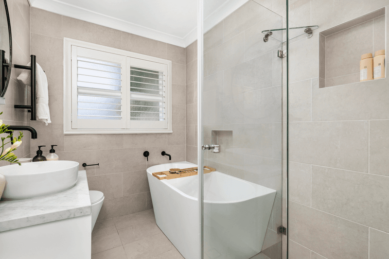 35 Libya Crescent, Allambie Heights, NSW 2100