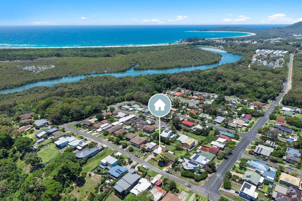 16 OCEAN STREET, SOUTH WEST ROCKS, NSW 2431