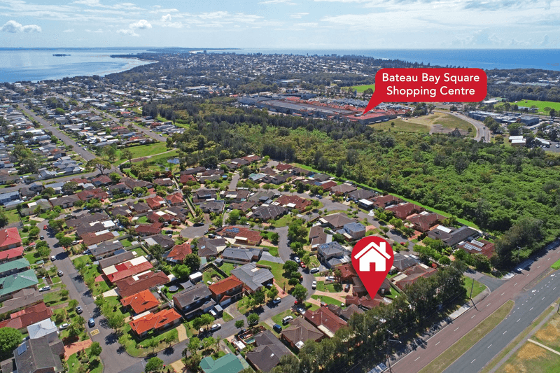 8A MacIntyre Street, Bateau Bay, NSW 2261