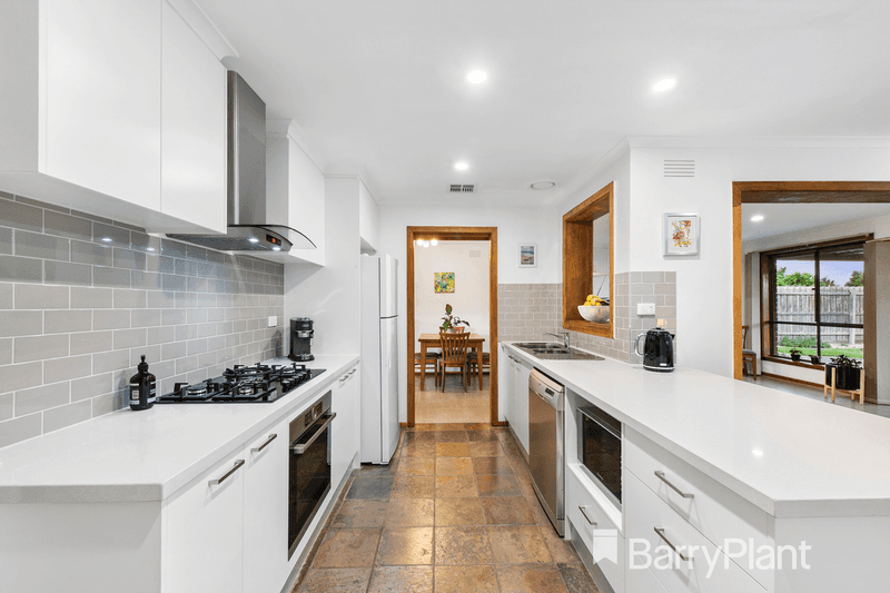 6 Ramage Court, Kings Park, VIC 3021