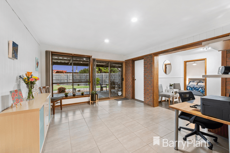 6 Ramage Court, Kings Park, VIC 3021