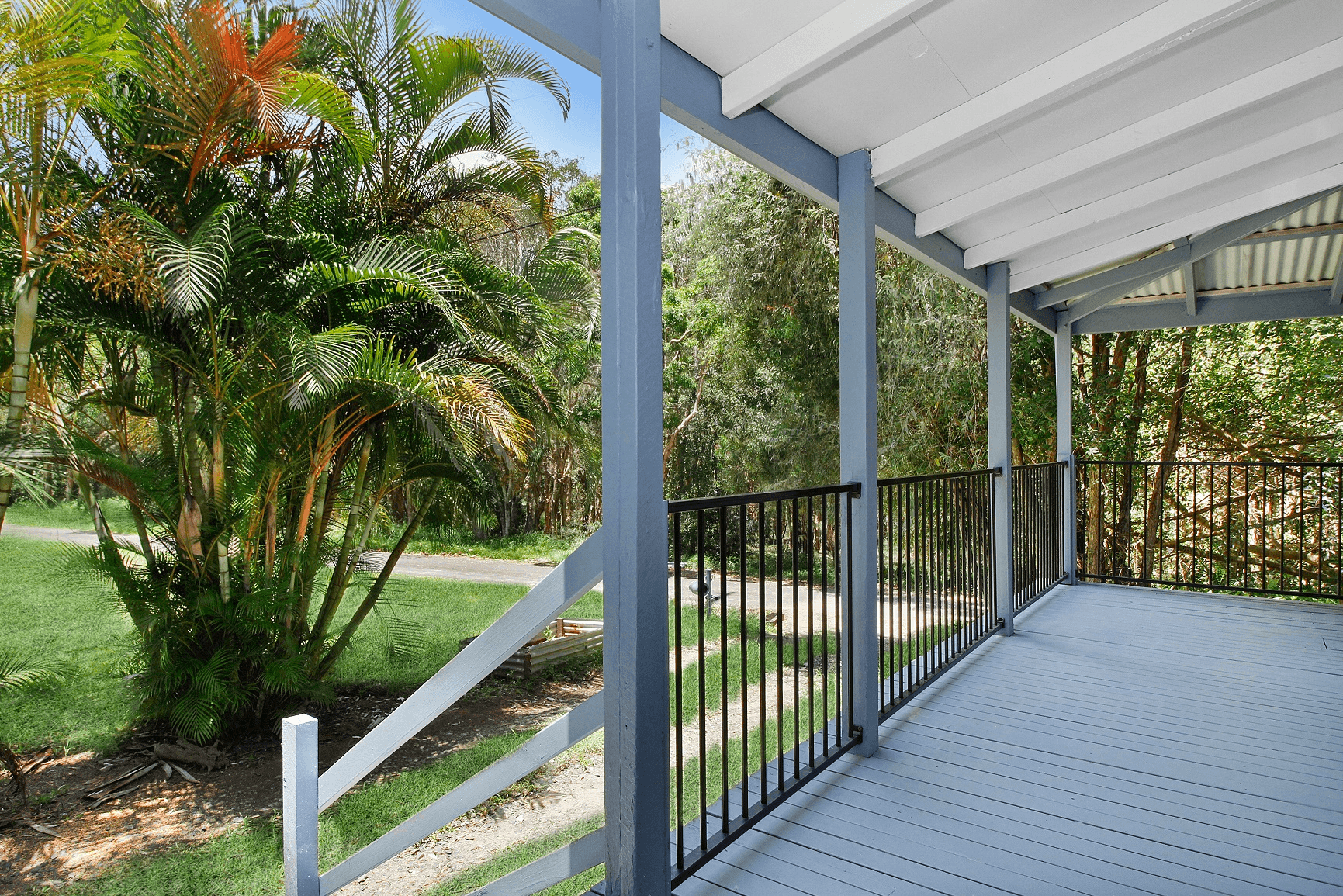 24 Inlet Avenue, RUSSELL ISLAND, QLD 4184