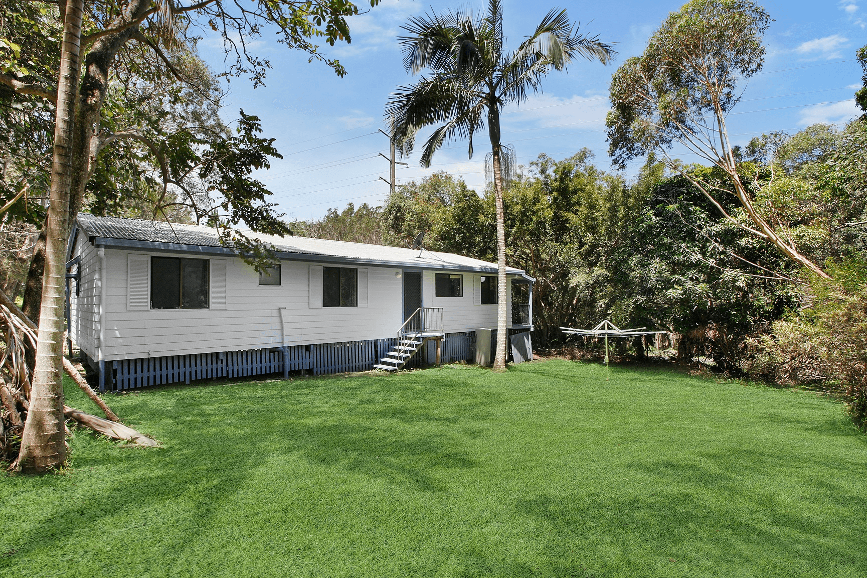 24 Inlet Avenue, RUSSELL ISLAND, QLD 4184