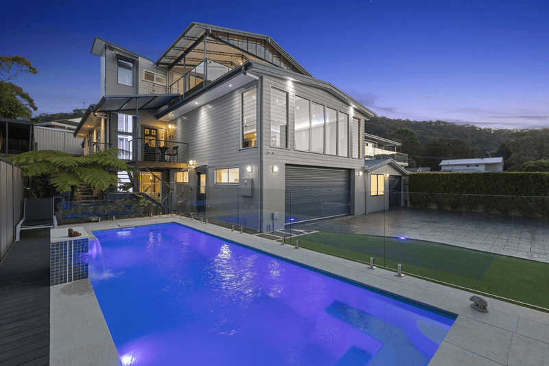 18  Couche Crescent, KOOLEWONG, NSW 2256