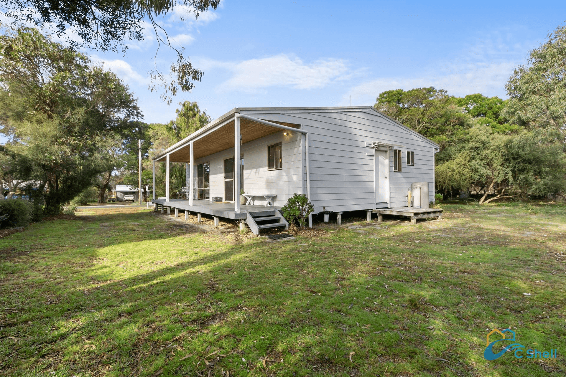 16 Robin Street, Loch Sport, VIC 3851