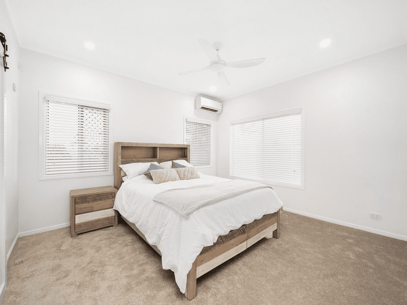 4 Thomas Street, Clontarf, QLD 4019