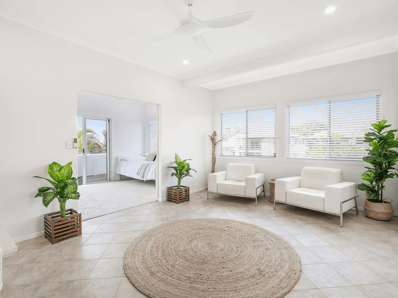 4 Thomas Street, Clontarf, QLD 4019
