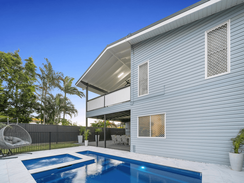 4 Thomas Street, Clontarf, QLD 4019