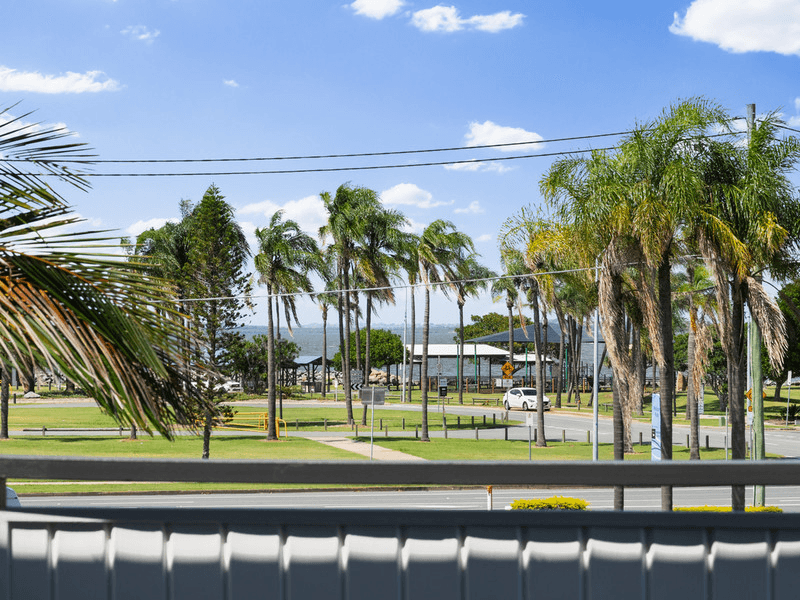 4 Thomas Street, Clontarf, QLD 4019