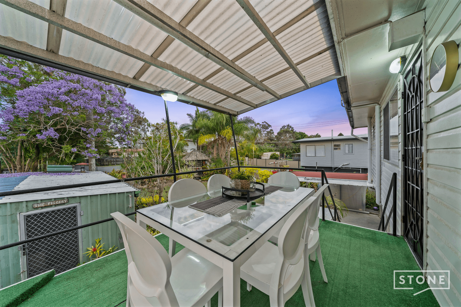 102 Mayes Avenue, Kingston, QLD 4114