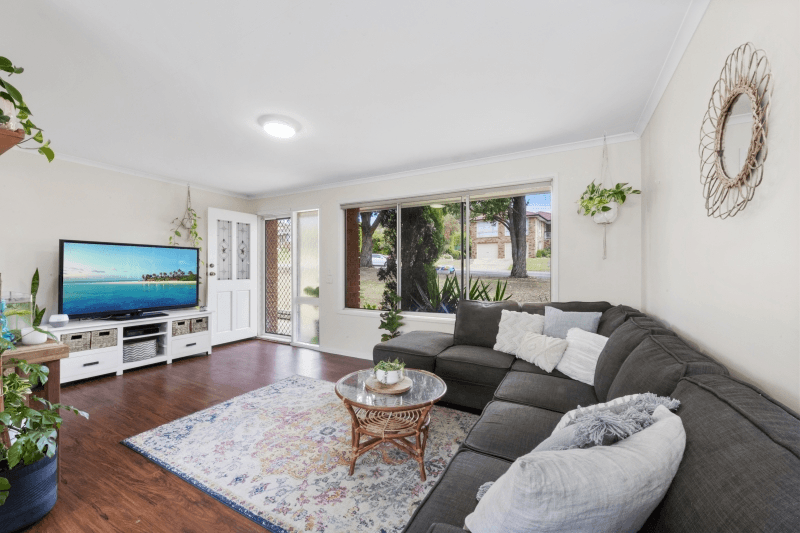 108 Cresthaven Avenue, BATEAU BAY, NSW 2261