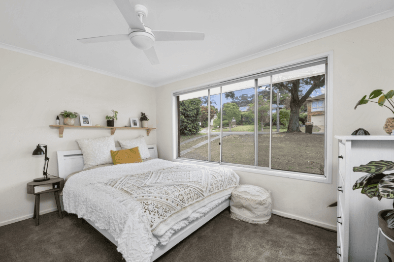 108 Cresthaven Avenue, BATEAU BAY, NSW 2261