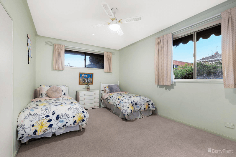 22 Tracey Street, DONCASTER EAST, VIC 3109