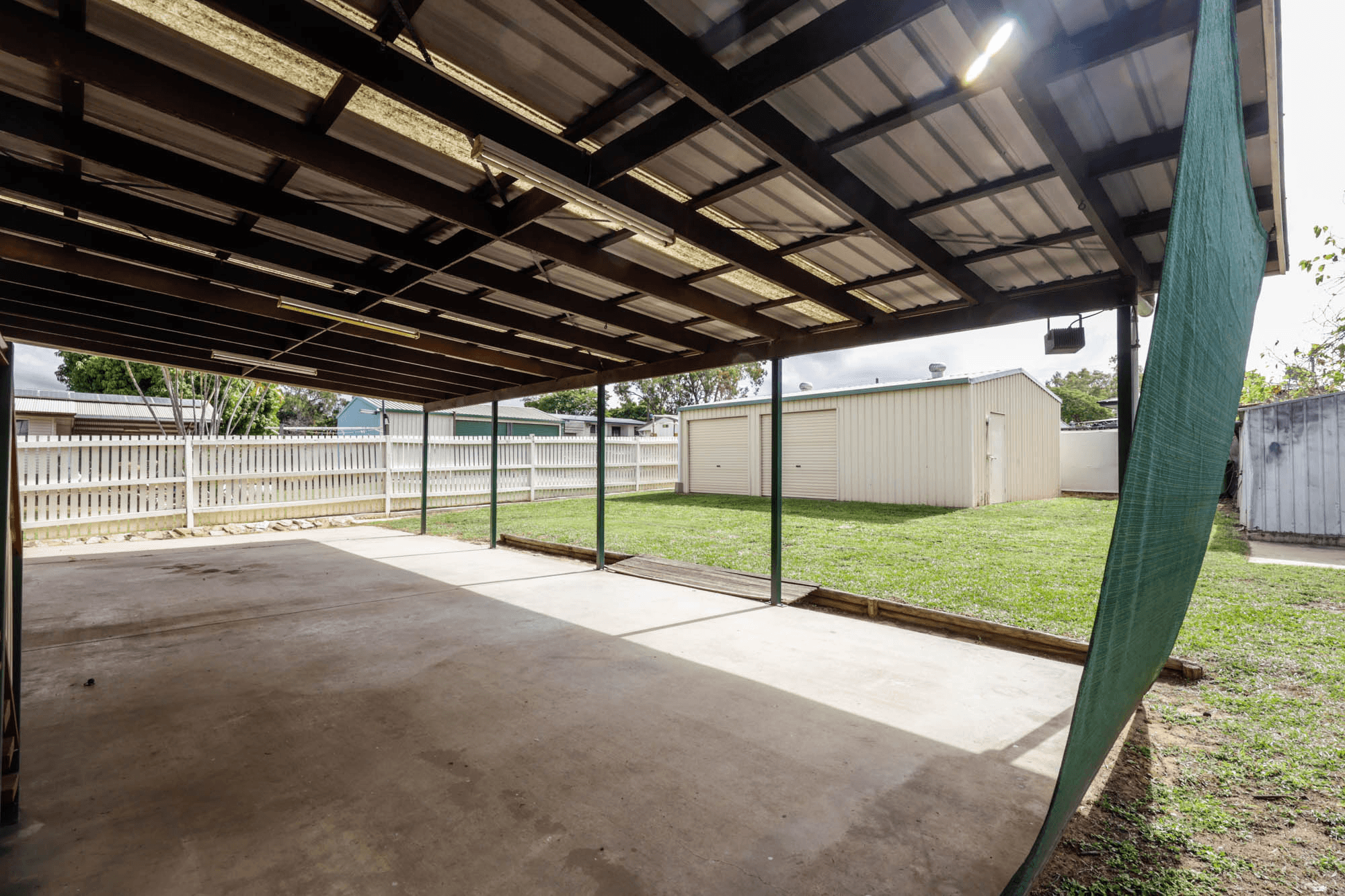 14 Oxley Drive, MORANBAH, QLD 4744