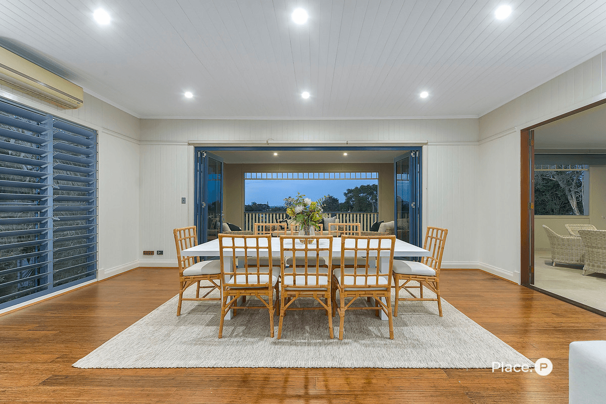 31 Benbow Street, Tarragindi, QLD 4121