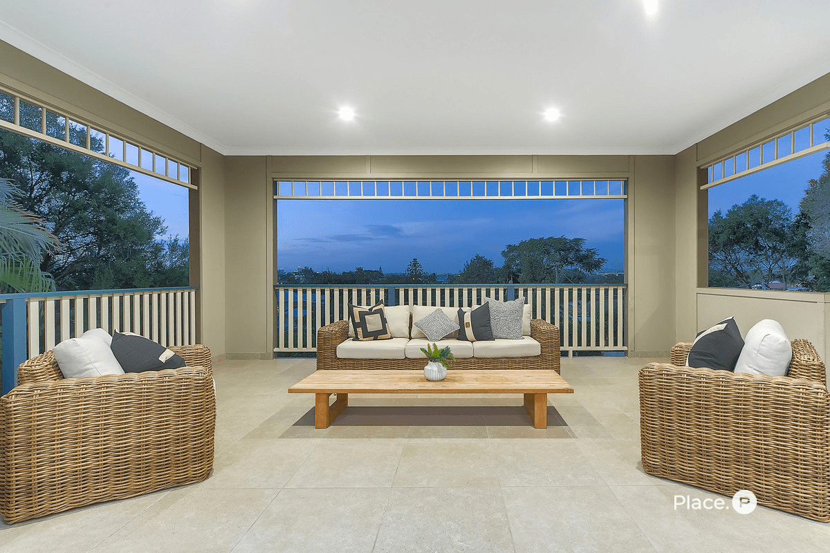 31 Benbow Street, Tarragindi, QLD 4121