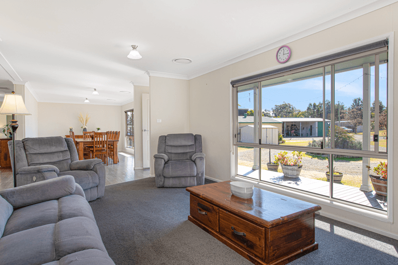 2013 New England Highway, GRETA, NSW 2334