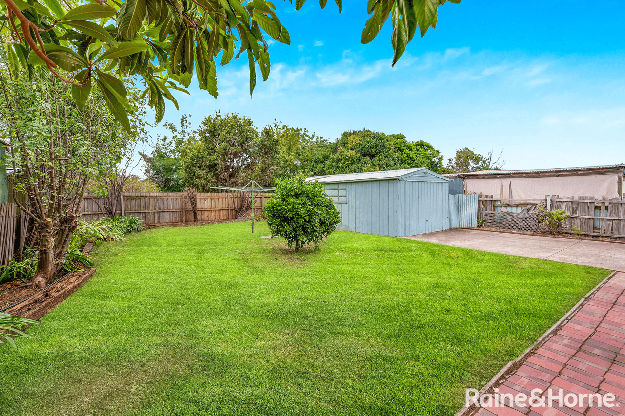 4 Shoring Road, DIGGERS REST, VIC 3427