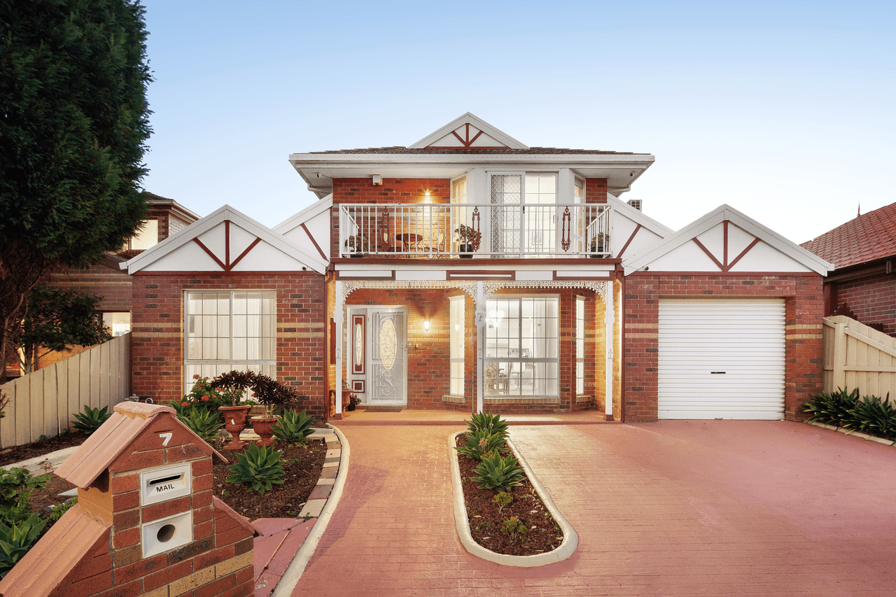 7 Finucane Place, FAWKNER, VIC 3060