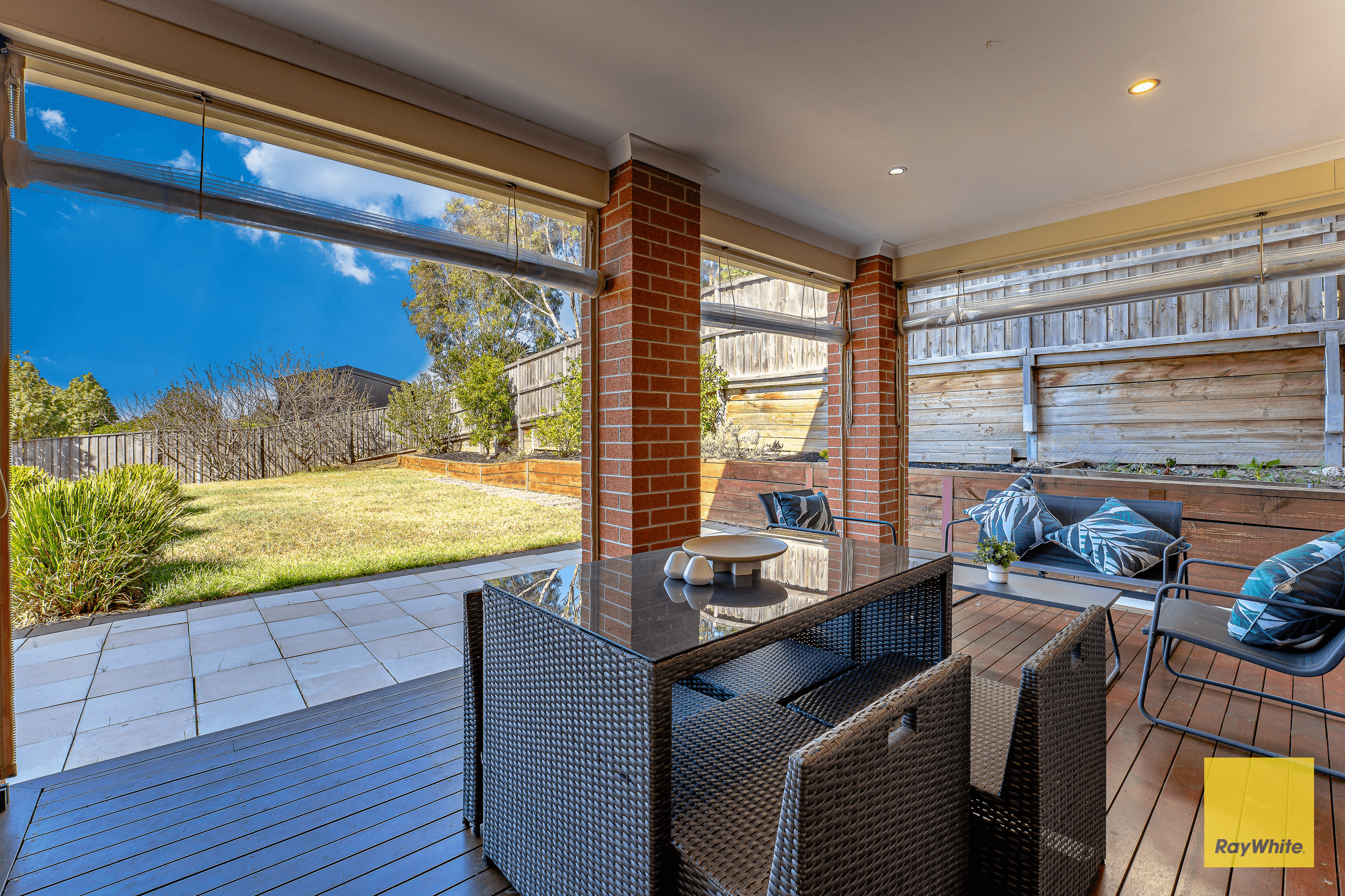 56 Stoneleigh Crescent, HIGHTON, VIC 3216