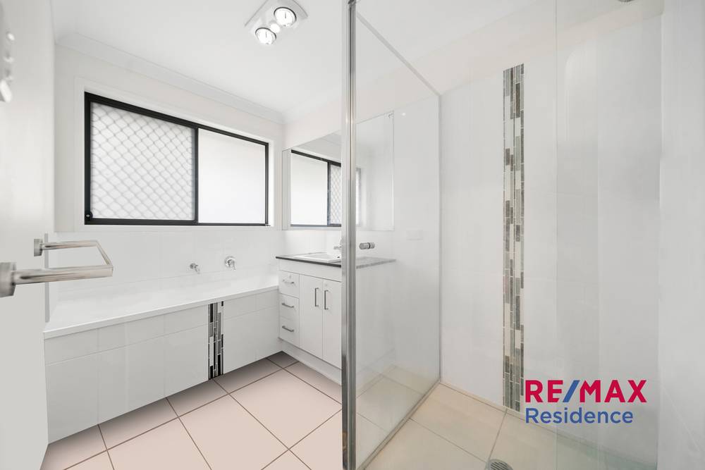 56 Skyblue Circuit, YARRABILBA, QLD 4207