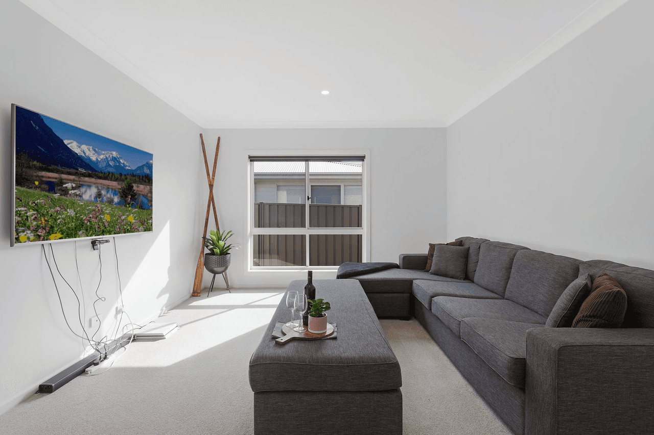 3 Wumbara Close, BEGA, NSW 2550