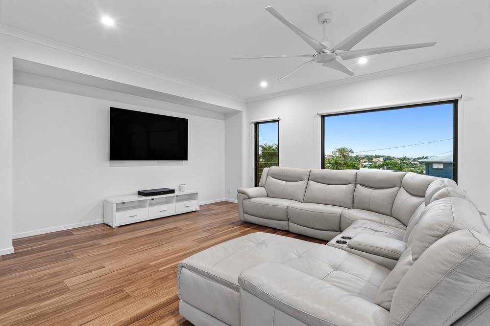 30 Matilda Crescent, BATTERY HILL, QLD 4551