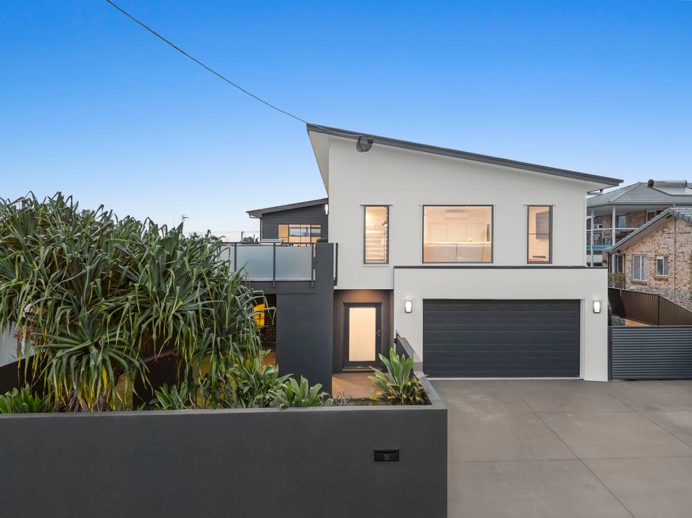 30 Matilda Crescent, BATTERY HILL, QLD 4551
