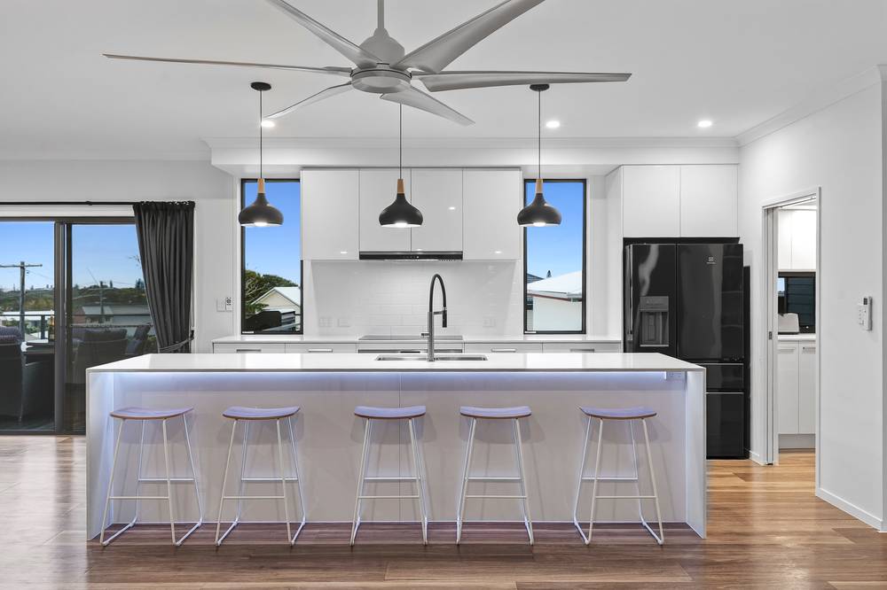 30 Matilda Crescent, BATTERY HILL, QLD 4551