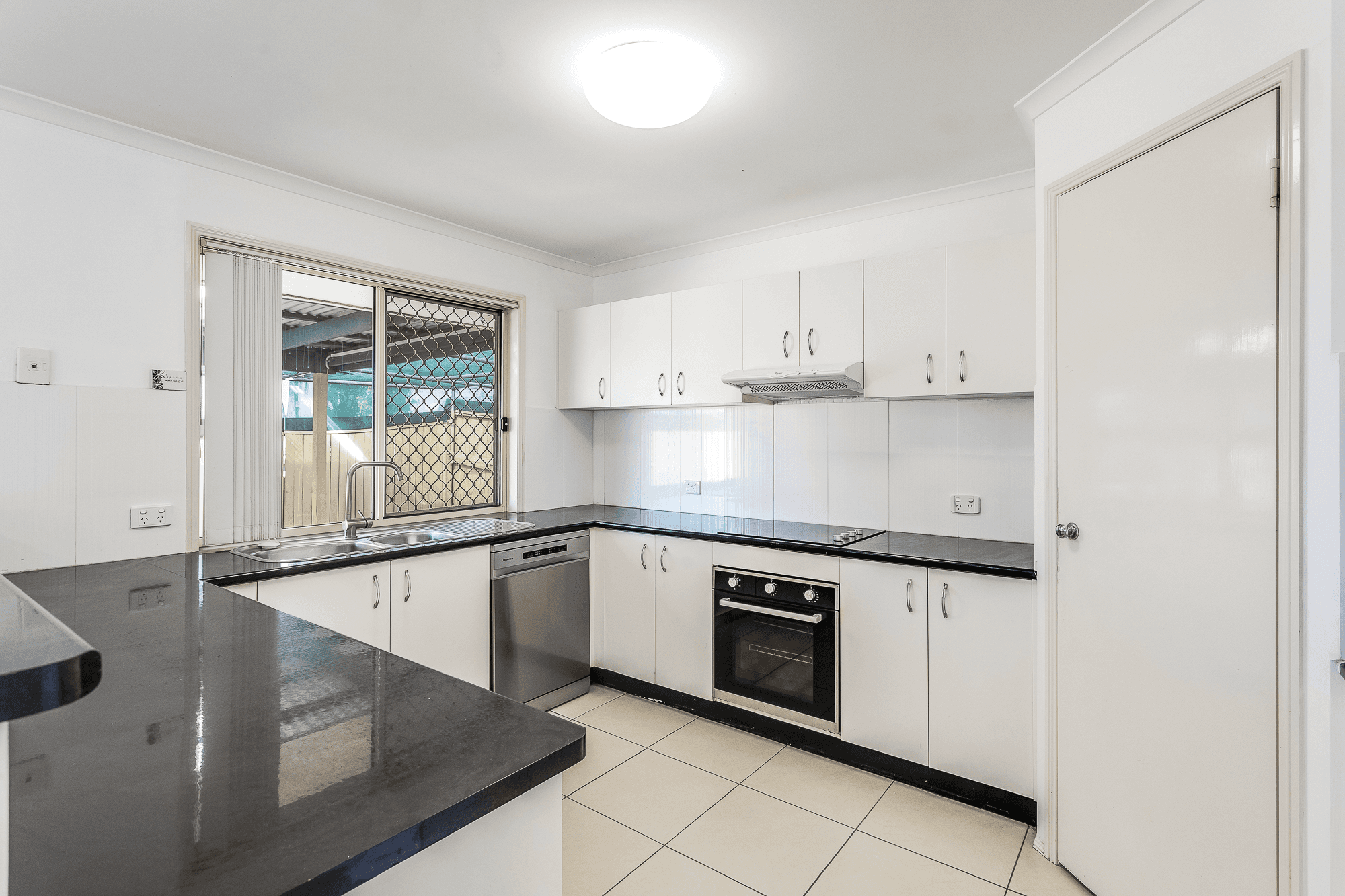 10 Castlereagh Street, MURRUMBA DOWNS, QLD 4503