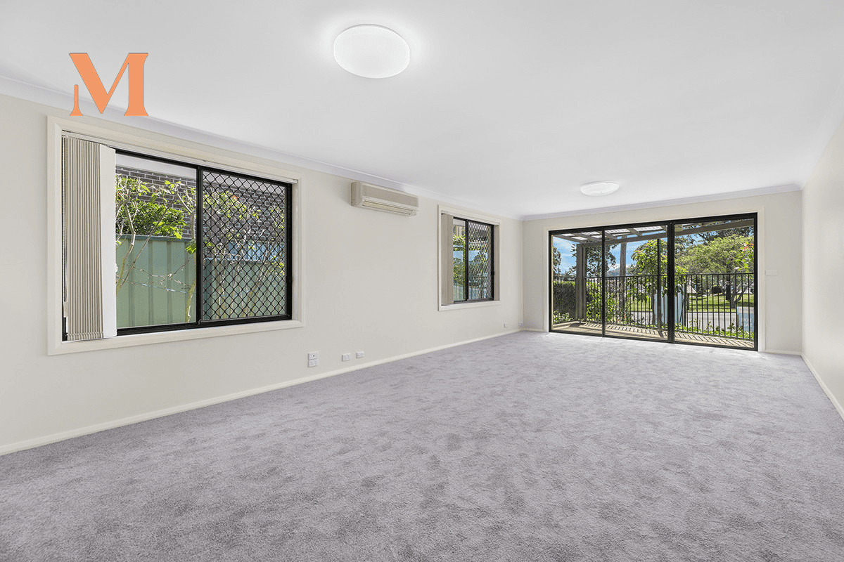 1/42 Allambee Place, Valentine, NSW 2280