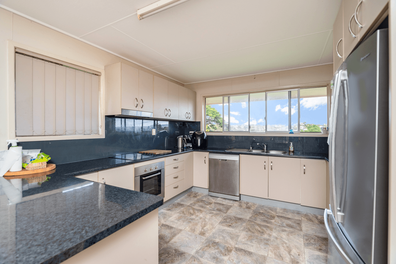 10 Beauview Crescent, BEAUDESERT, QLD 4285