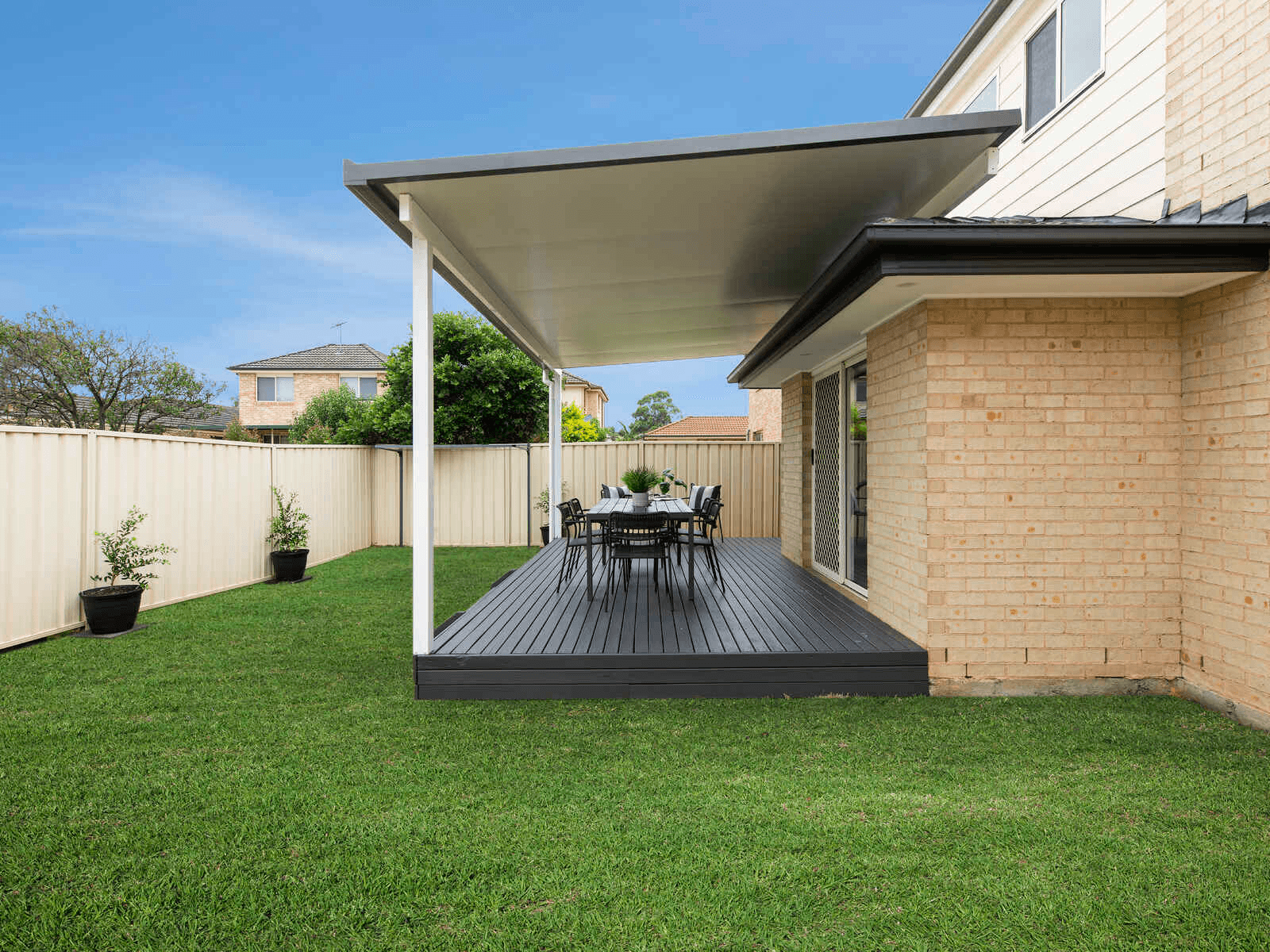 42 Manorhouse Boulevard, Quakers Hill, NSW 2763