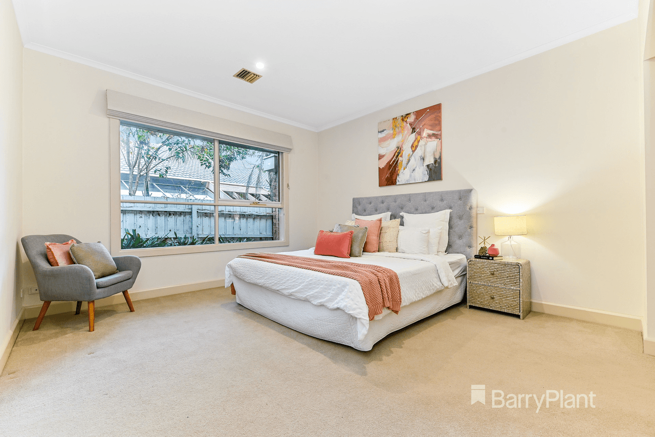 13 Sundew Court, Knoxfield, VIC 3180